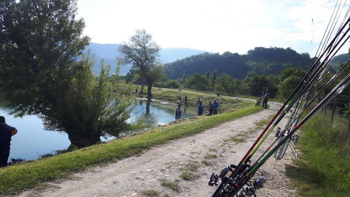 Apecchio Relais Valguerriera旅馆 外观 照片